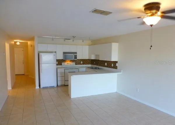 $1,475 | 2616 Icabod Court, Leesburg, FL 34748