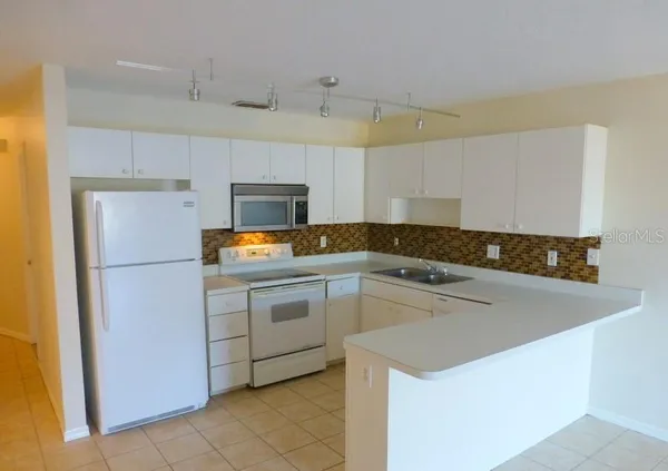 $1,475 | 2616 Icabod Court, Leesburg, FL 34748