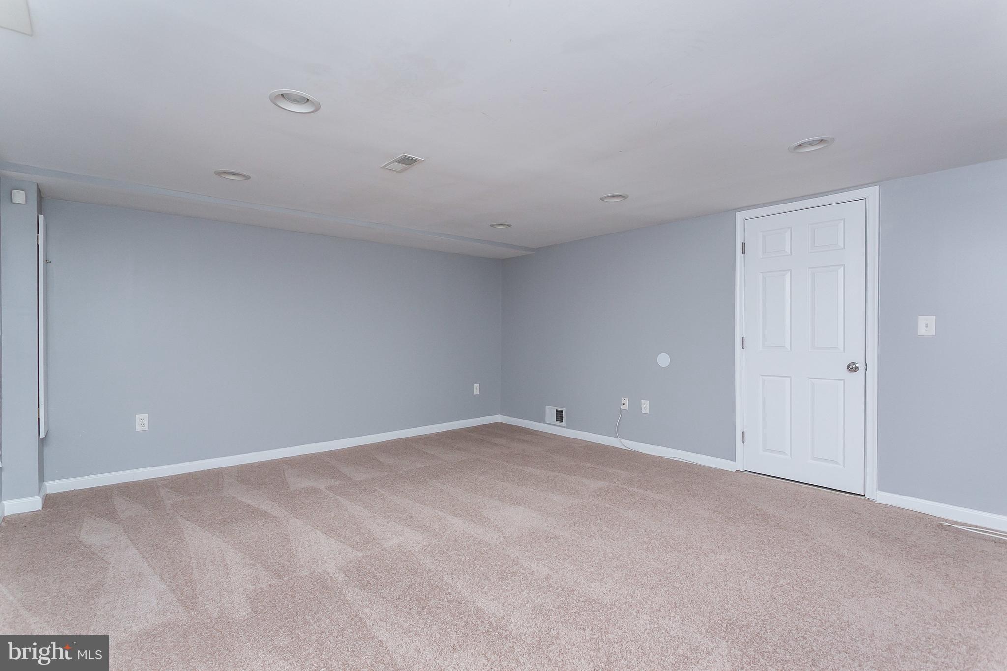 1033 Reverdy Road Baltimore, MD 21212 - Photo 24 of 29 a view of an empty room