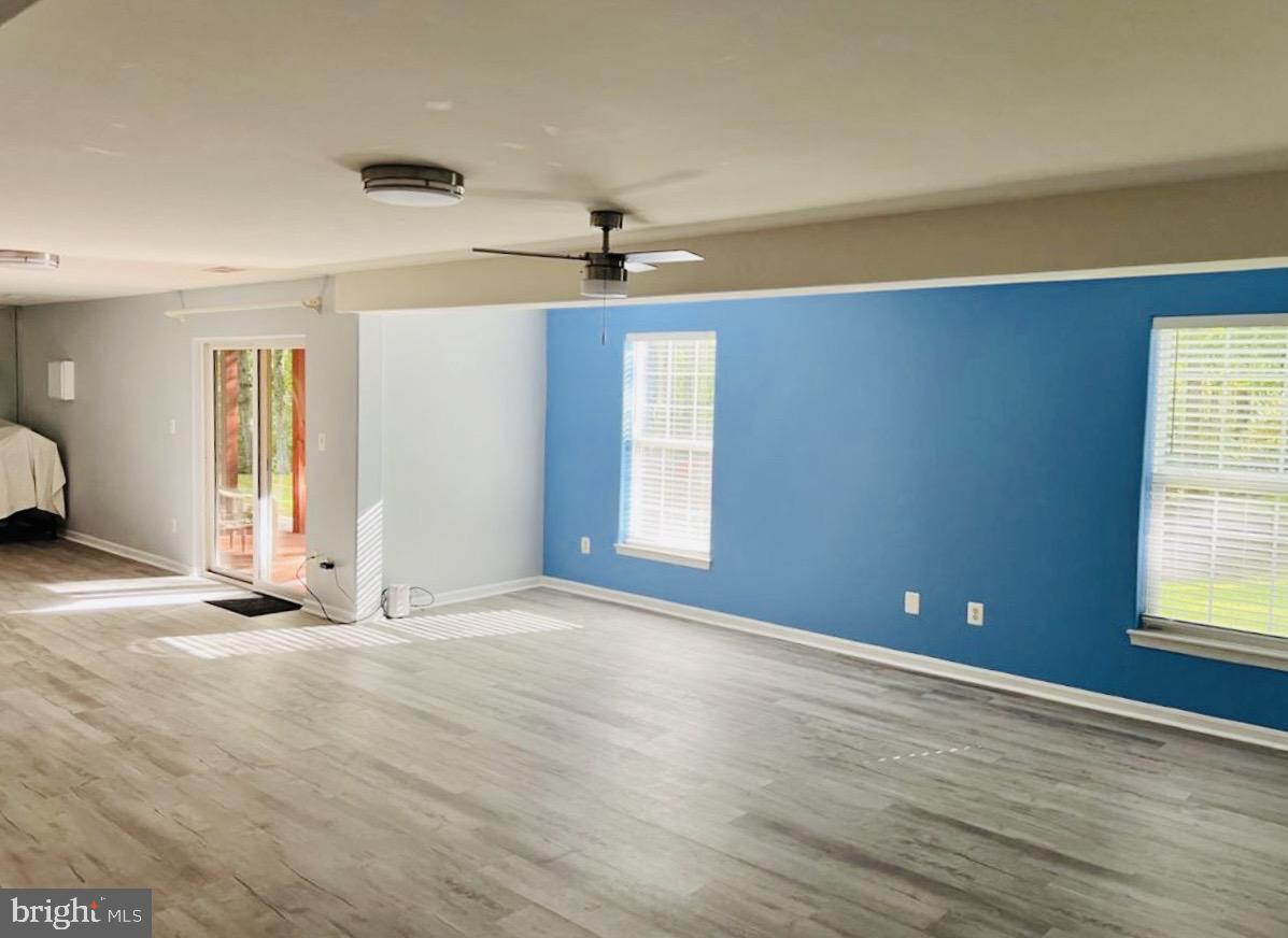 10581 Pineview Road Manassas, VA 20111 - Photo 2 of 16