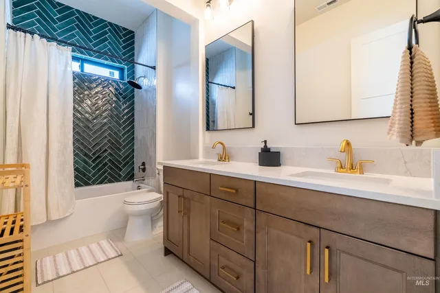 $1,222,000 | 13901 Sky View Court, Unit 2, McCall, ID 83638