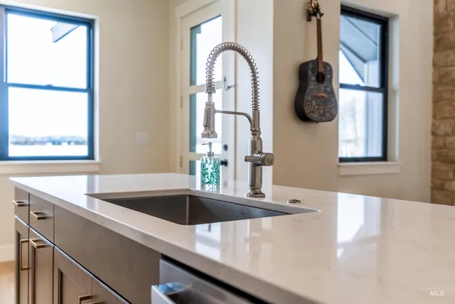 $1,222,000 | 13901 Sky View Court, Unit 2, McCall, ID 83638