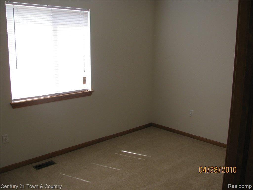 2579 Black Eagle Ridge Howell, MI 48843 - Photo 17 of 23 IMG_9588