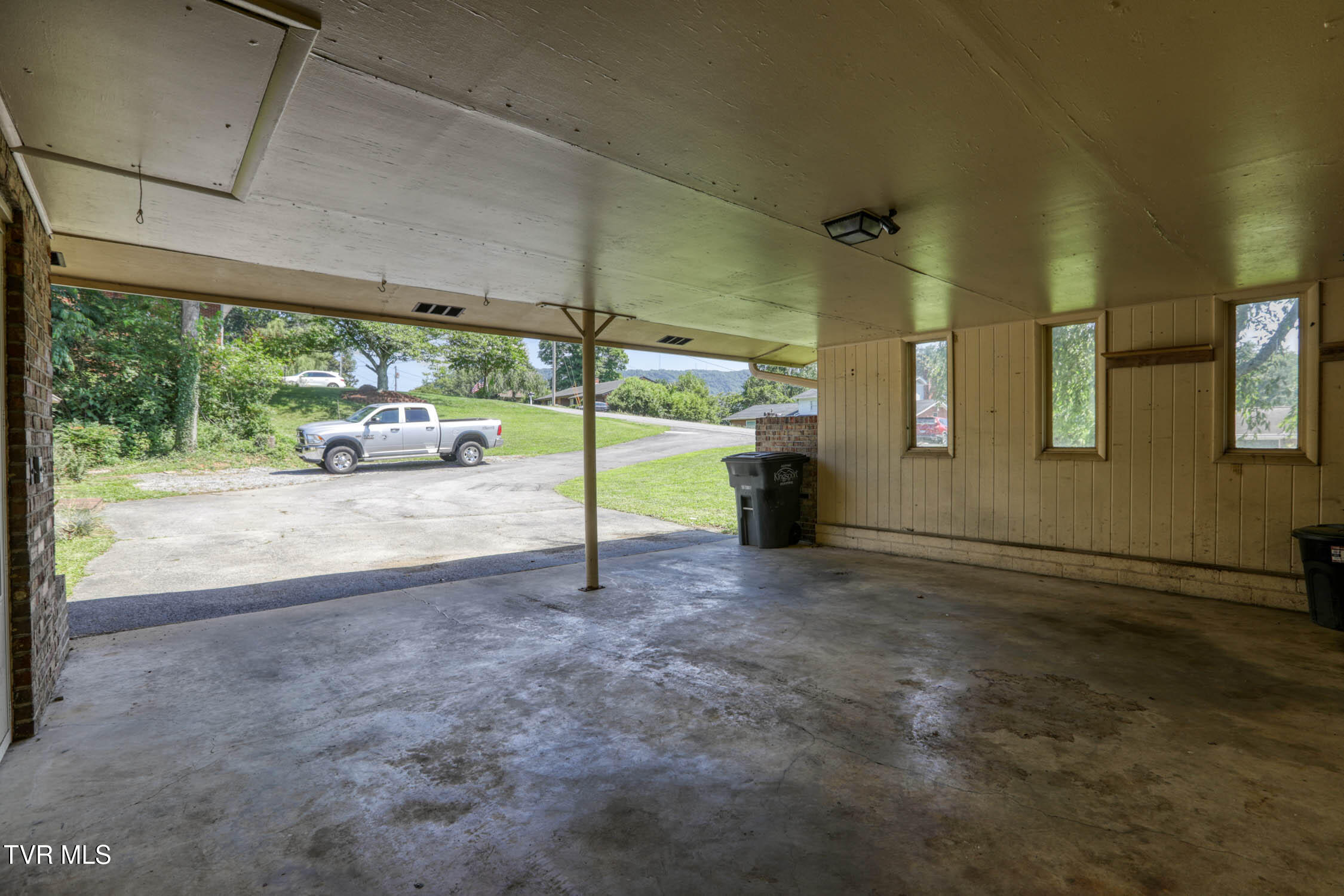 2136 Heatherly Road Kingsport, TN 37660 - Photo 38 of 51 2136 Heatherly. Kpt MLSb (25 of 52)