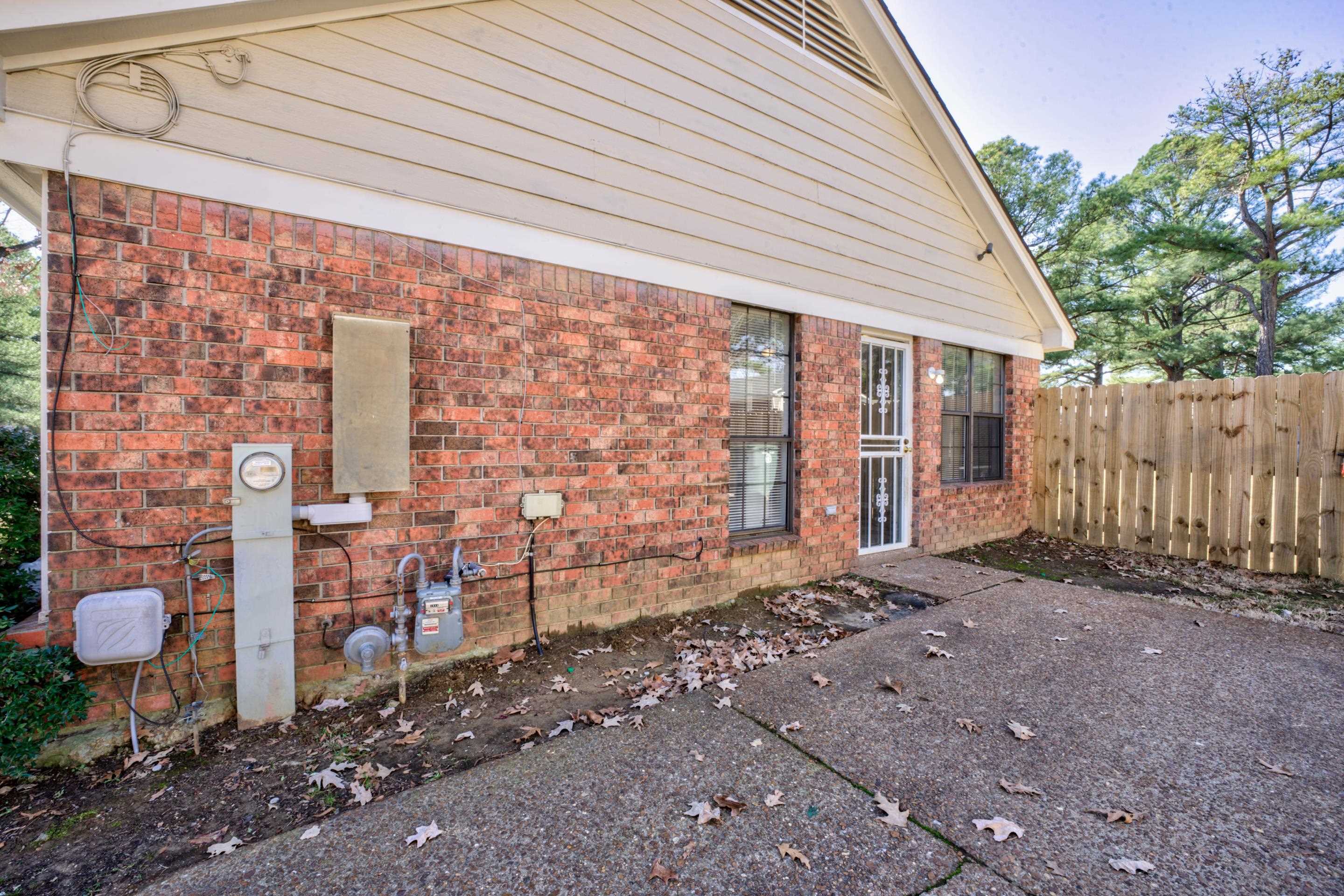 3501 Chowning Road Memphis, TN 38135 - Photo 21 of 25 View of property exterior featuring a patio
