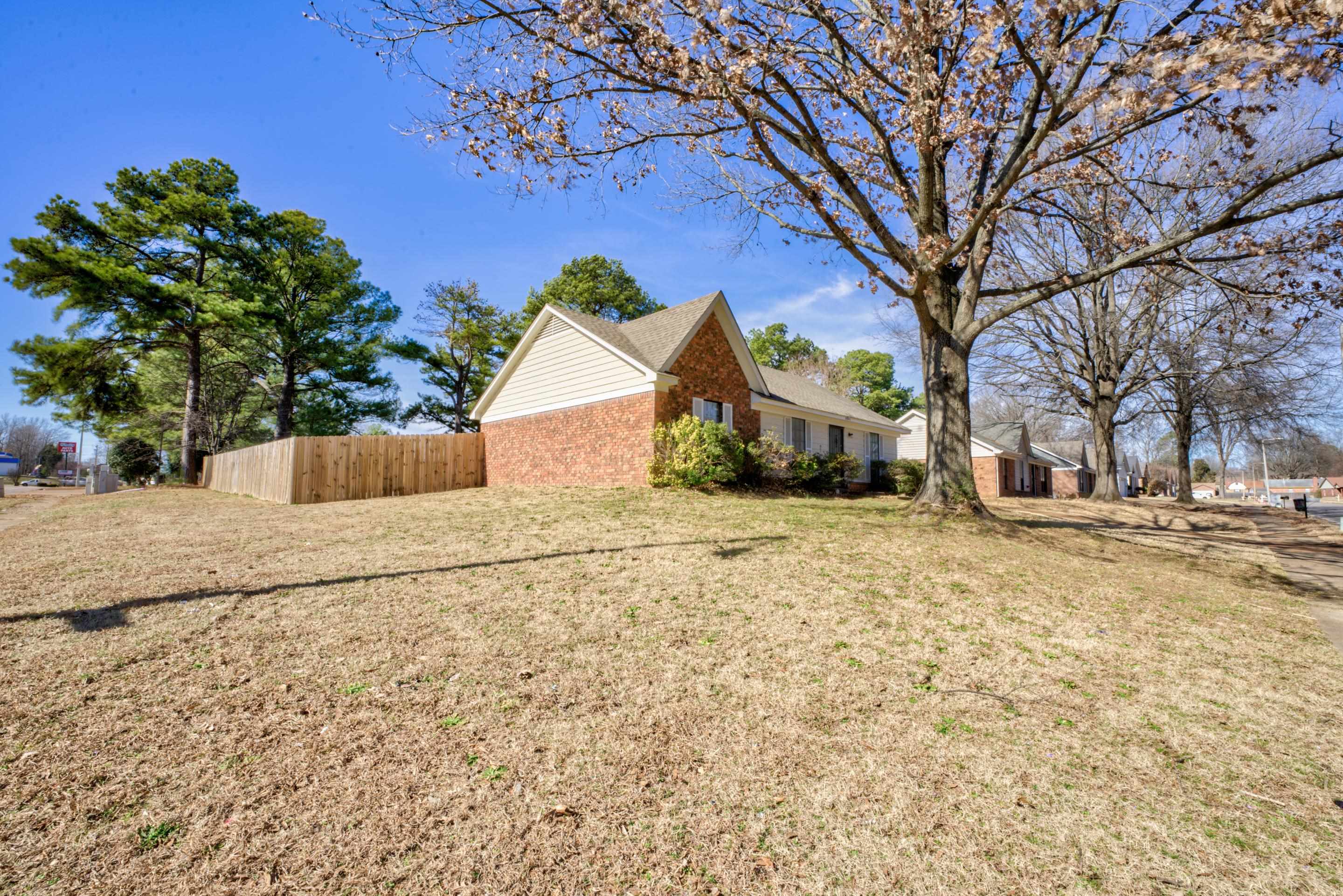 3501 Chowning Road Memphis, TN 38135 - Photo 23 of 25 View of yard