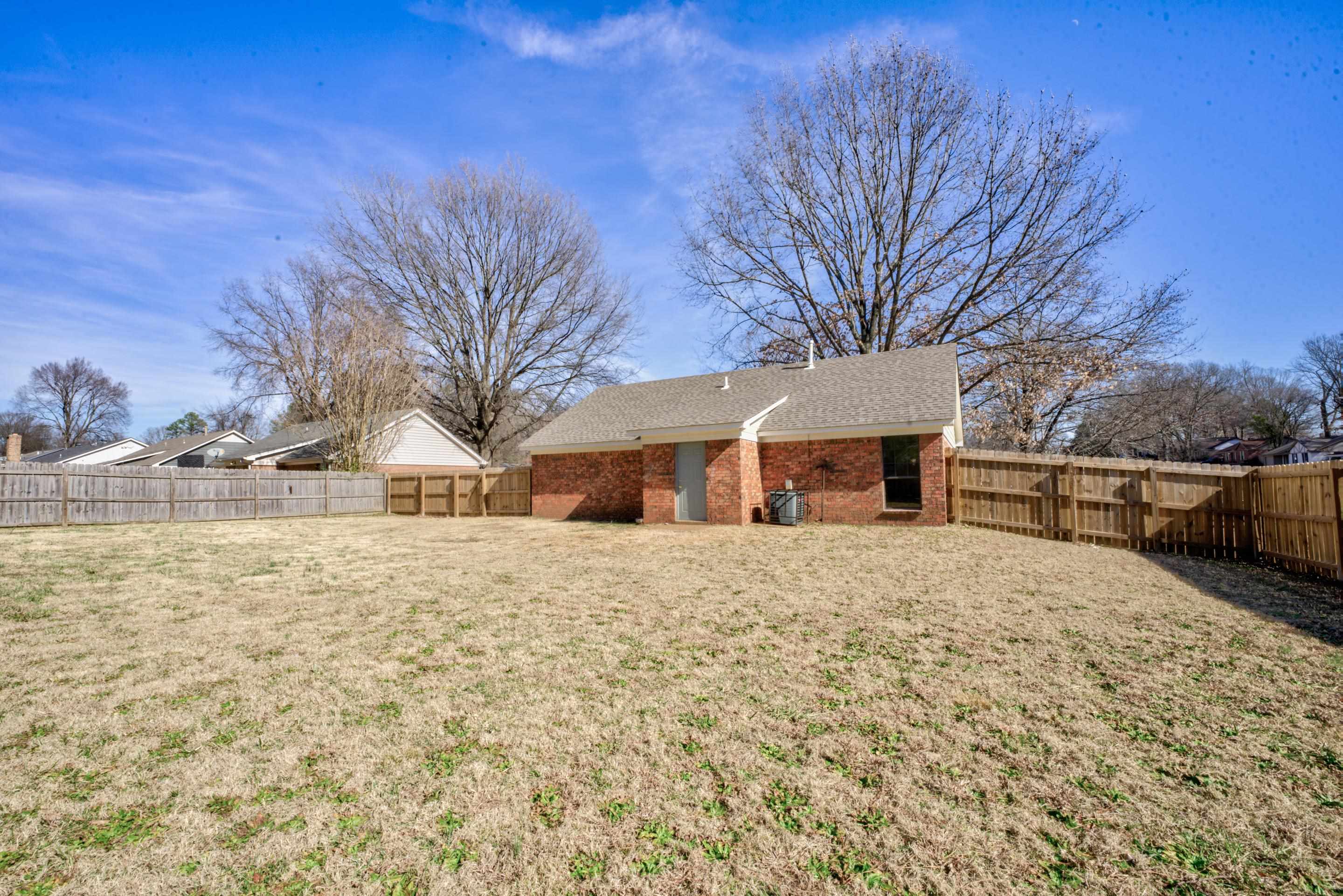 3501 Chowning Road Memphis, TN 38135 - Photo 7 of 25 View of yard