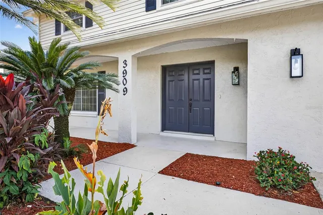 $592,000 | 3909 Braesgate Lane, Tampa, FL 33624