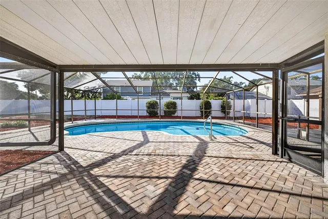 $592,000 | 3909 Braesgate Lane, Tampa, FL 33624