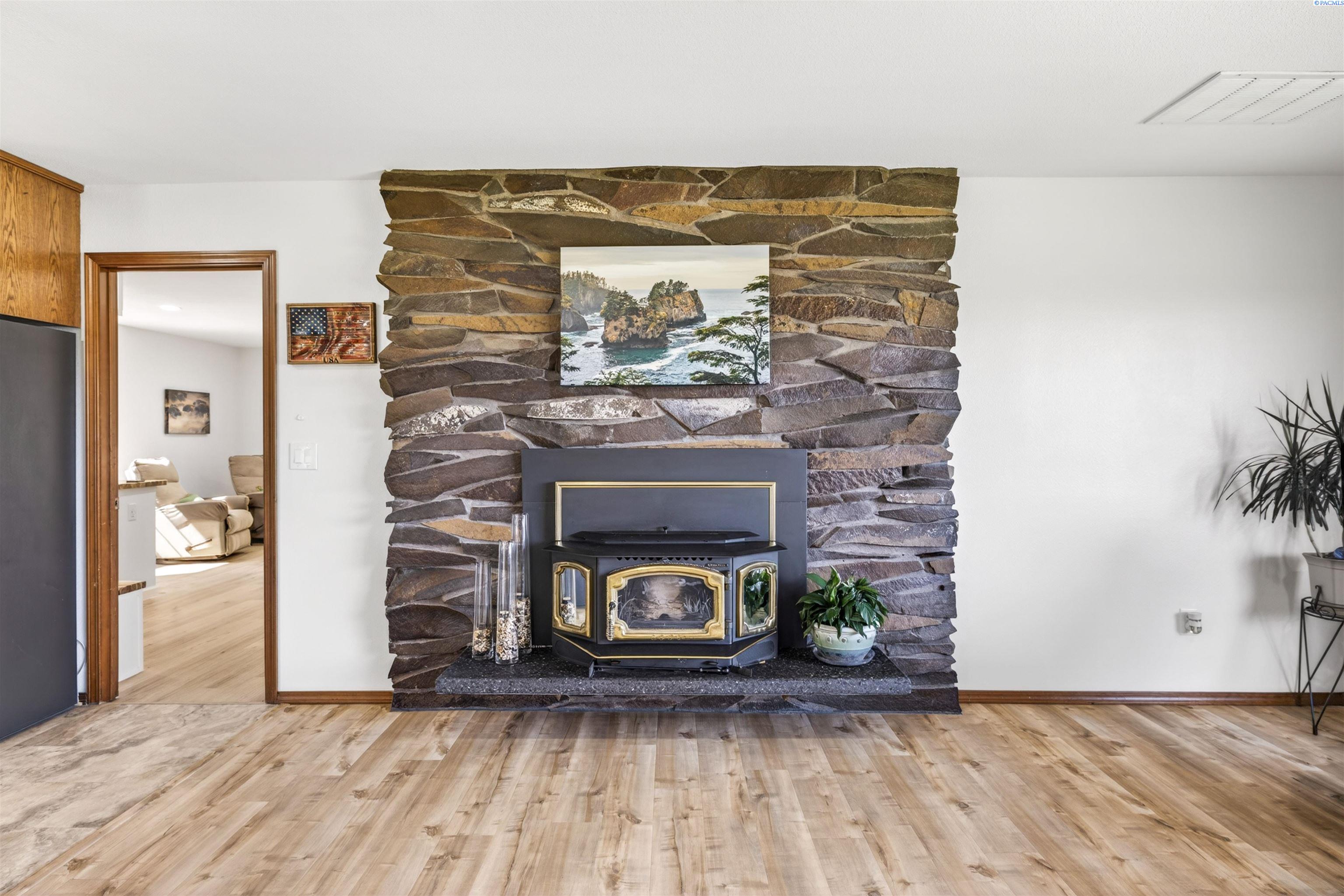 11504 South Bermuda Road Kennewick, WA 99338 - Photo 10 of 50 Gallery Image 10