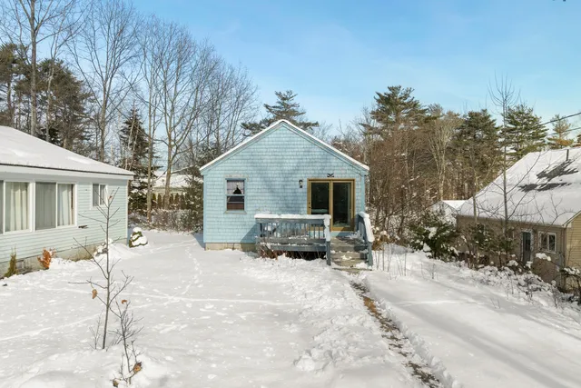 $475,000 | 17 Blueberry Lane, York, ME 03909