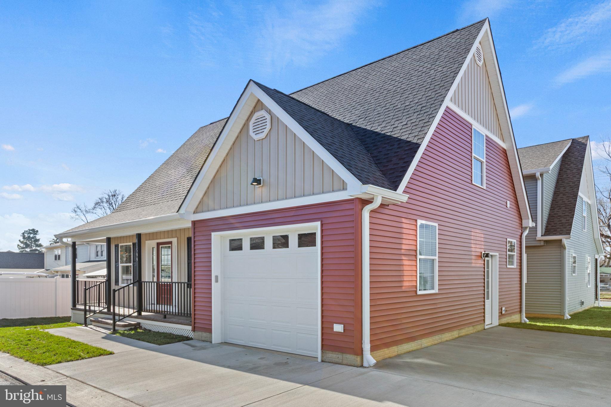 41599 Church Street Leonardtown, MD 20650 - Photo 2 of 22 a view of a house with wooden fence