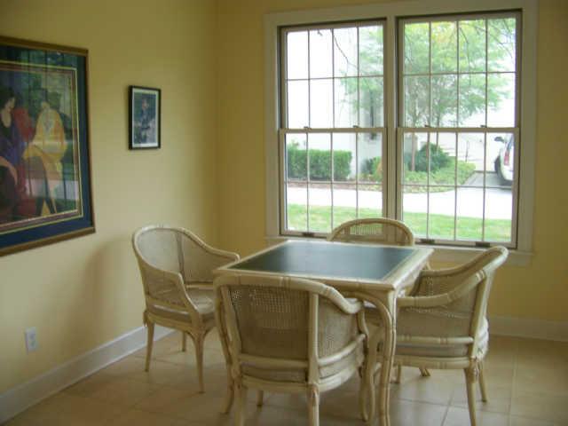 157 Cheek Road Nashville, TN 37205 - Photo 7 of 10 Sunroom off entrance foyer