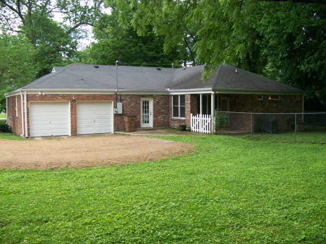 157 Cheek Road Nashville, TN 37205 - Photo 9 of 10 Rear view showing two car garage