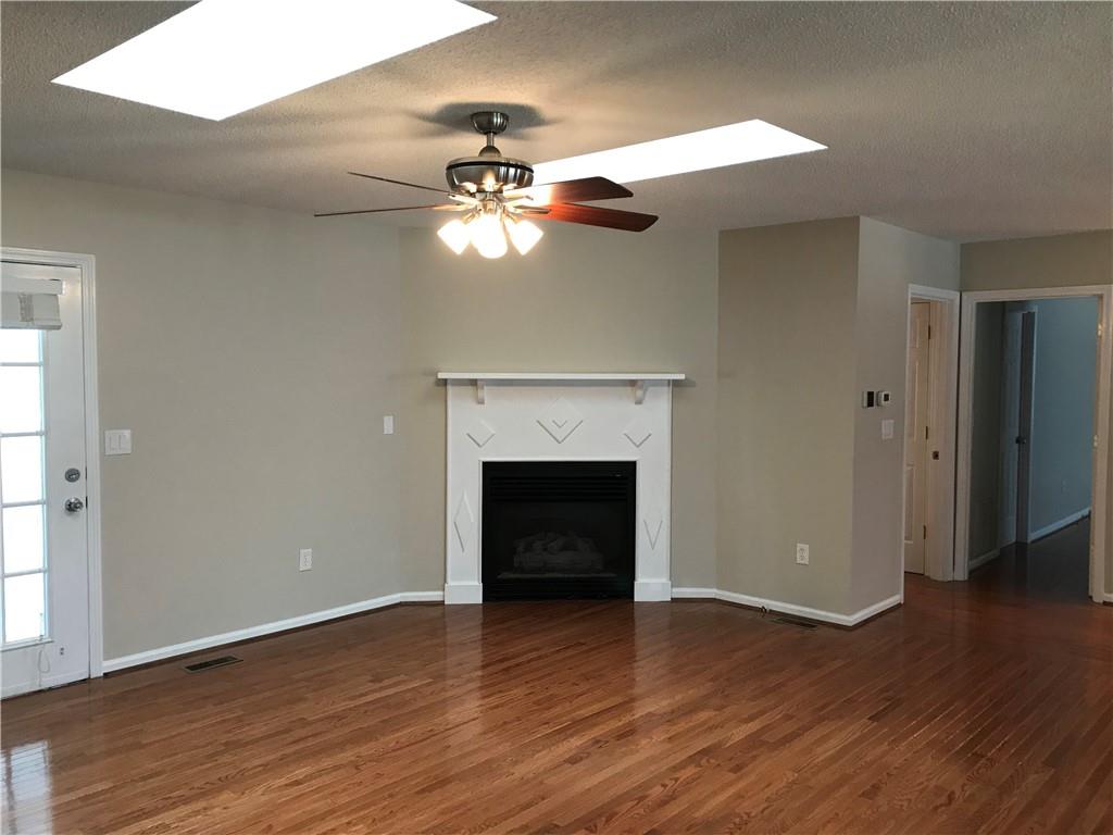41 Falling Creek Road Hickory, NC 28601 - Photo 2 of 20 Gallery Image 2