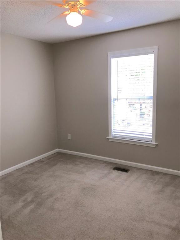 41 Falling Creek Road Hickory, NC 28601 - Photo 12 of 20 Gallery Image 12