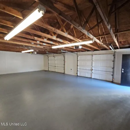 $469,900 | 9068 Bethel Road, Olive Branch, MS 38654