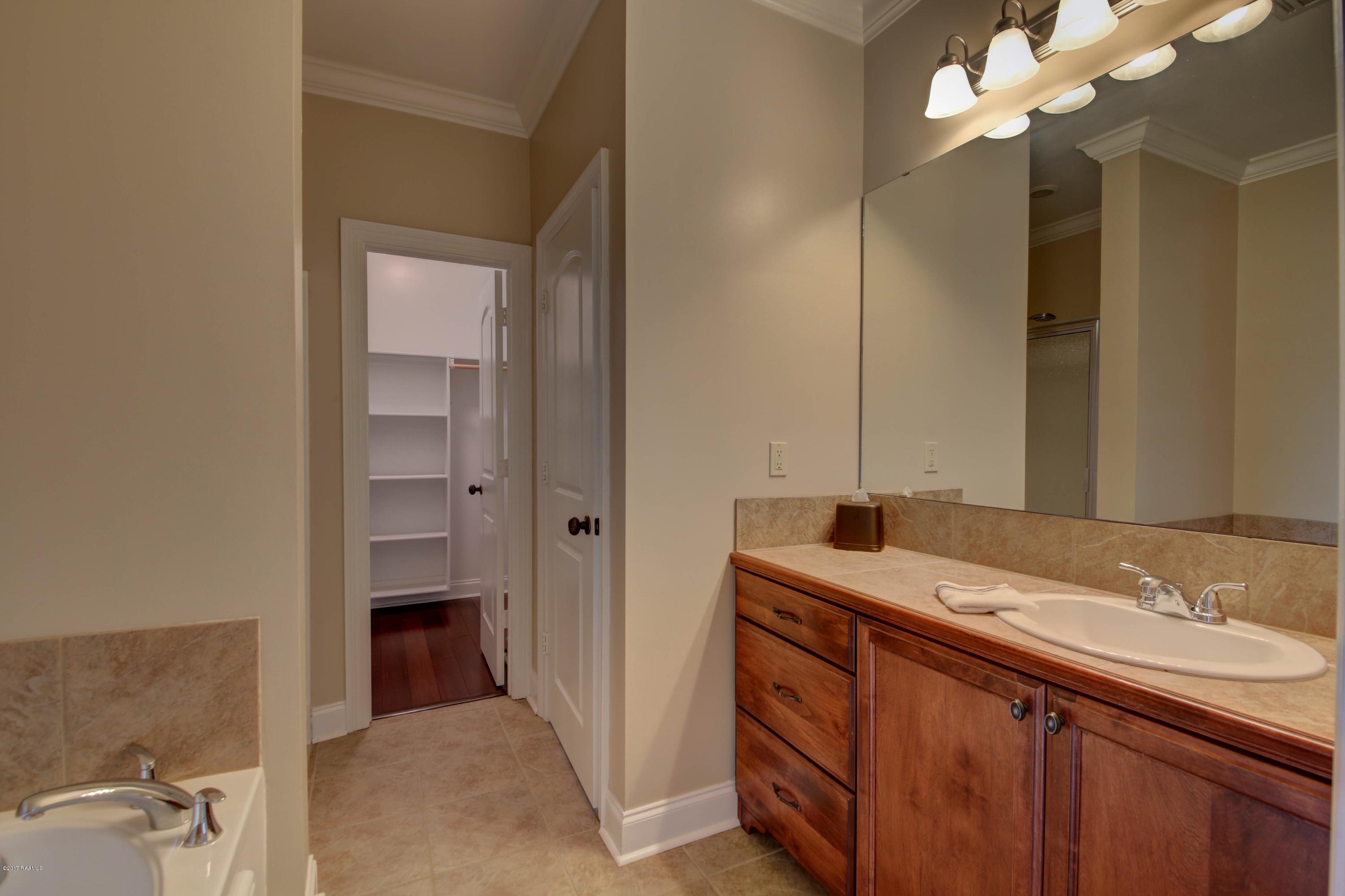 2104 Bonin Road Youngsville, LA 70592 - Photo 17 of 32 Gallery Image 17
