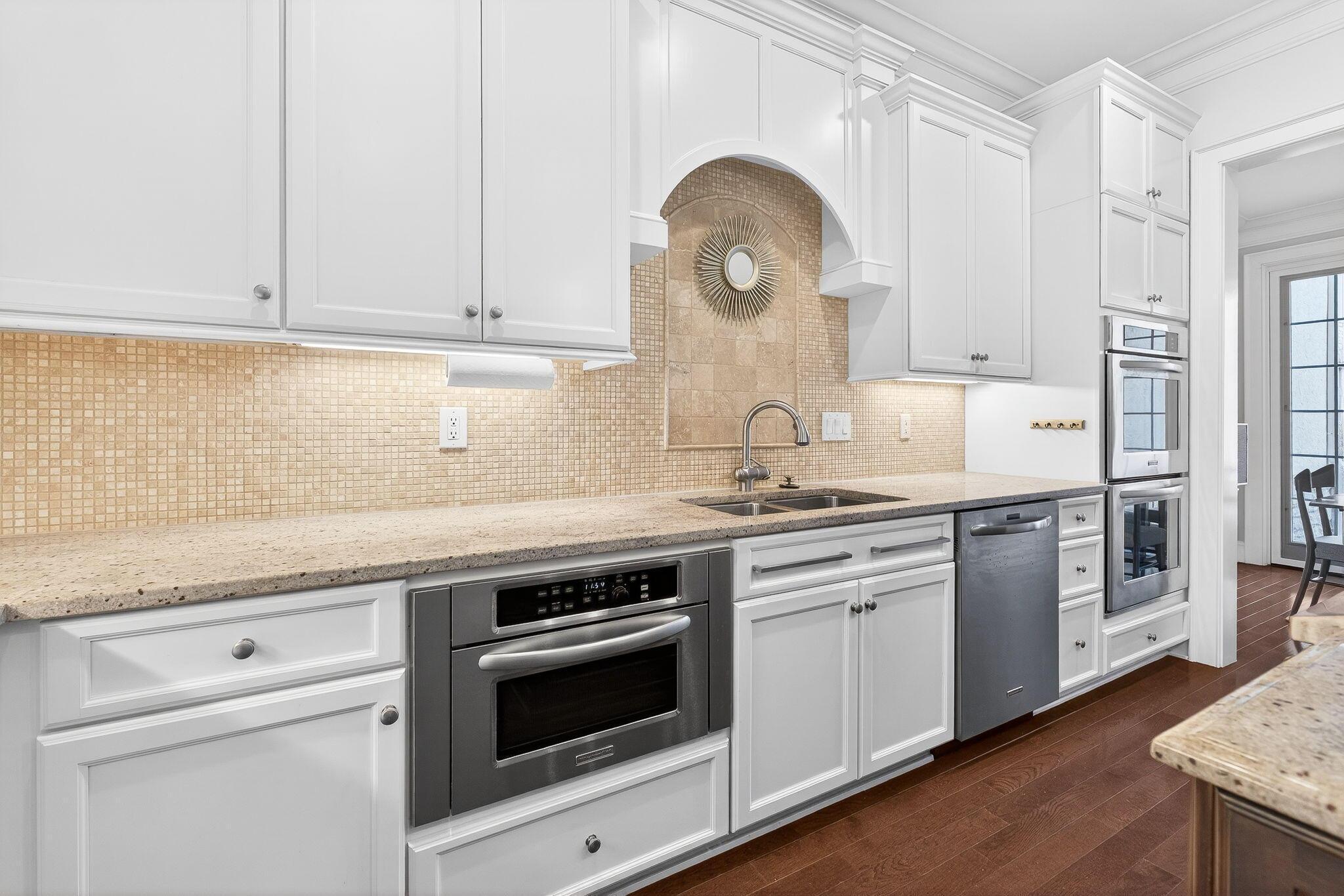 1544 Roxbury Road, Unit 1544 Columbus, OH 43212 - Photo 25 of 92 1544 Roxbury Rd (Interior)-21