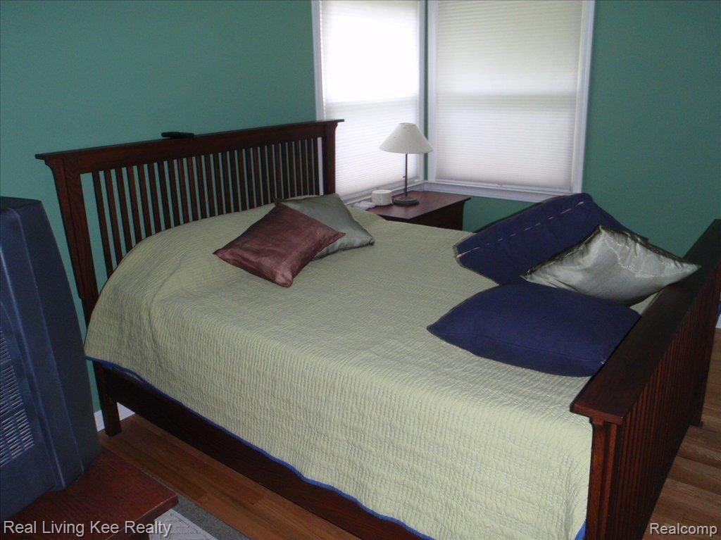 496 Sarsfield Drive Rochester, MI 48307 - Photo 6 of 17 Master