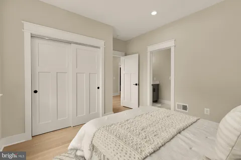 $2,350,000 | 923 17th Street South, Arlington, VA 22202