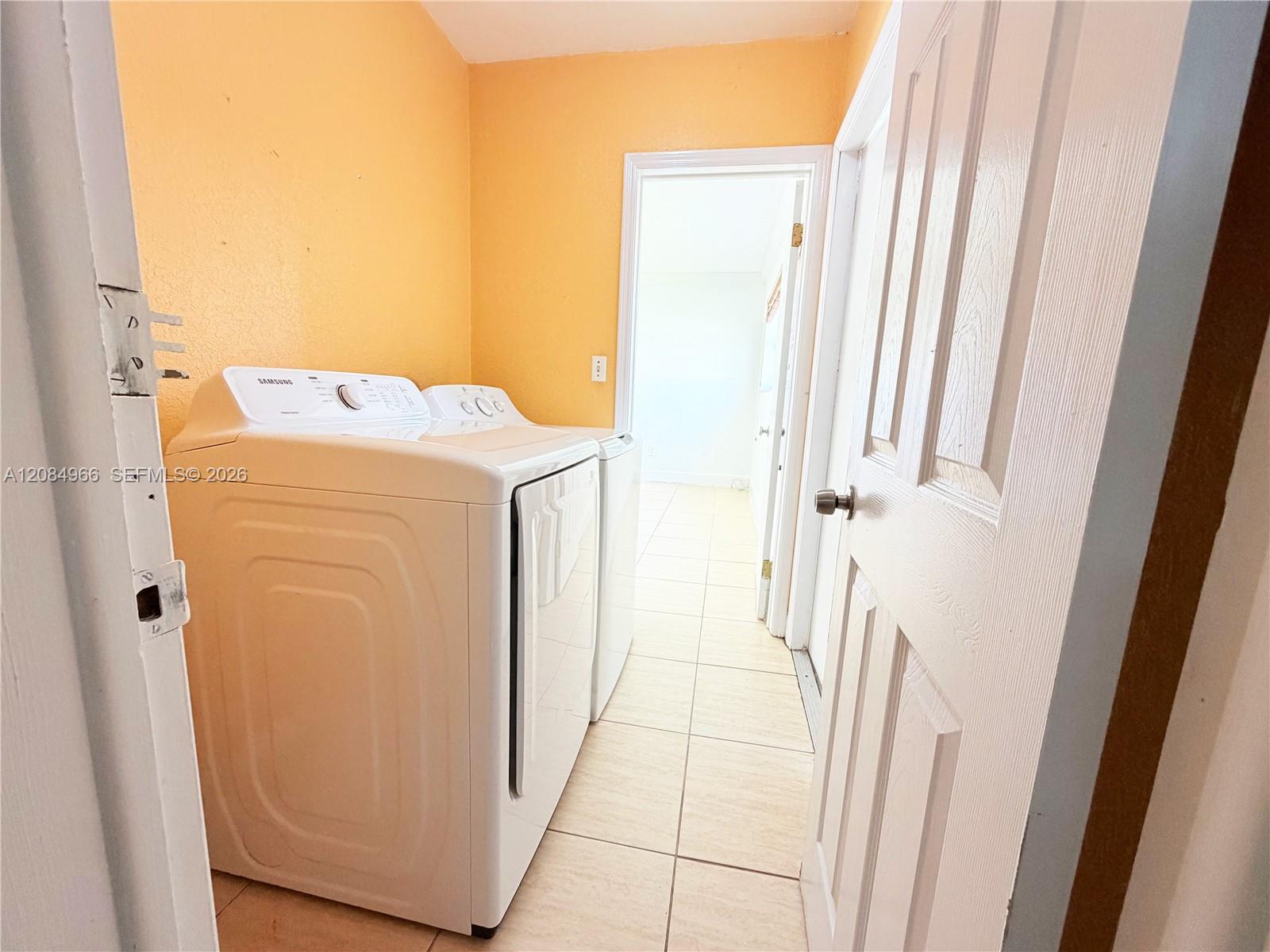 8220 Southwest 87th Terrace Miami, FL 33143 - Photo 32 of 36 Gallery Image 32