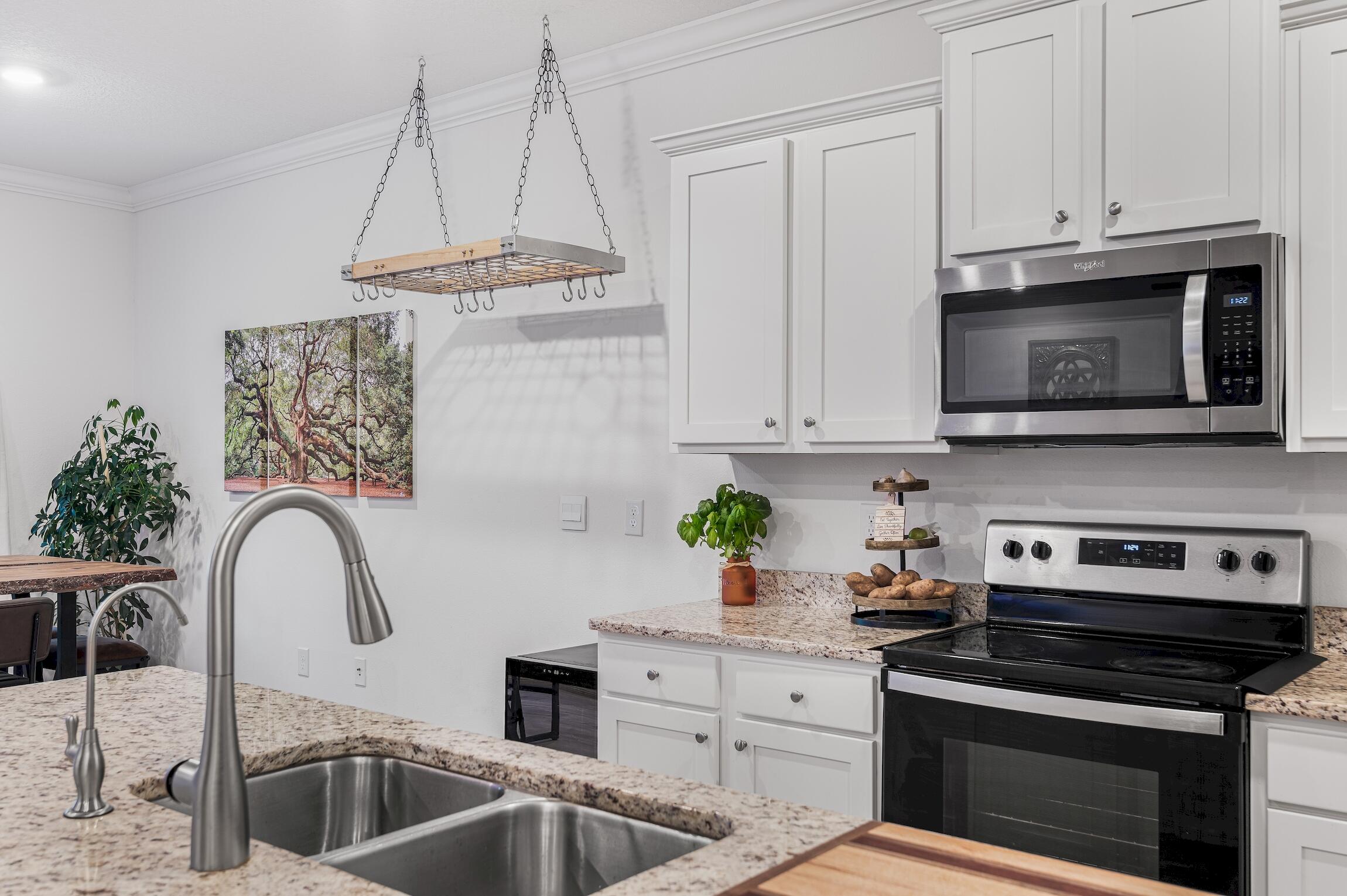 325 Jrs Way Santa Rosa Beach, FL 32459 - Photo 5 of 38 Stainless-steel appliances