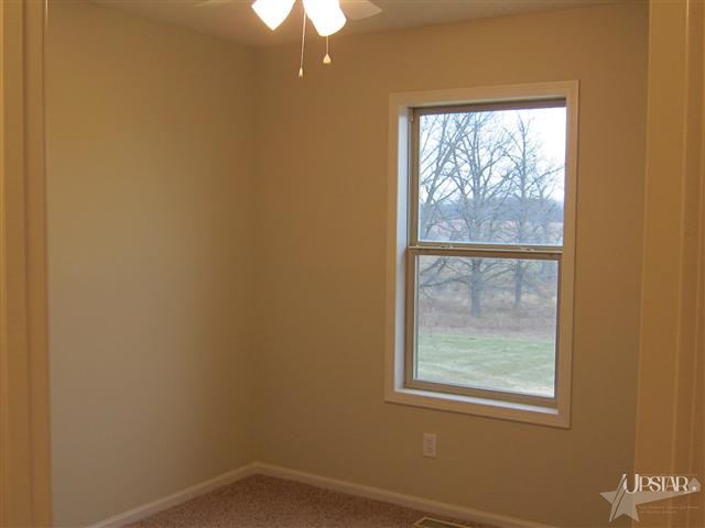 3068 West Division Road Huntington, IN 46750 - Photo 13 of 25 Gallery Image 13