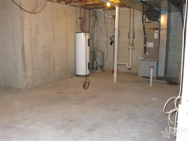 3068 West Division Road Huntington, IN 46750 - Photo 22 of 25 Gallery Image 22