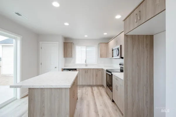 $404,990 | 1711 North Birch Street, Jerome, ID 83338