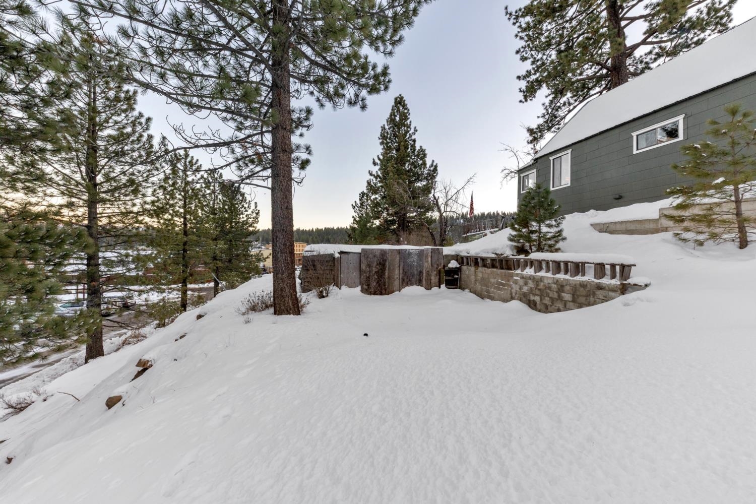 10008 High Street Truckee, CA 96161 - Photo 16 of 28 a view of an outdoor space