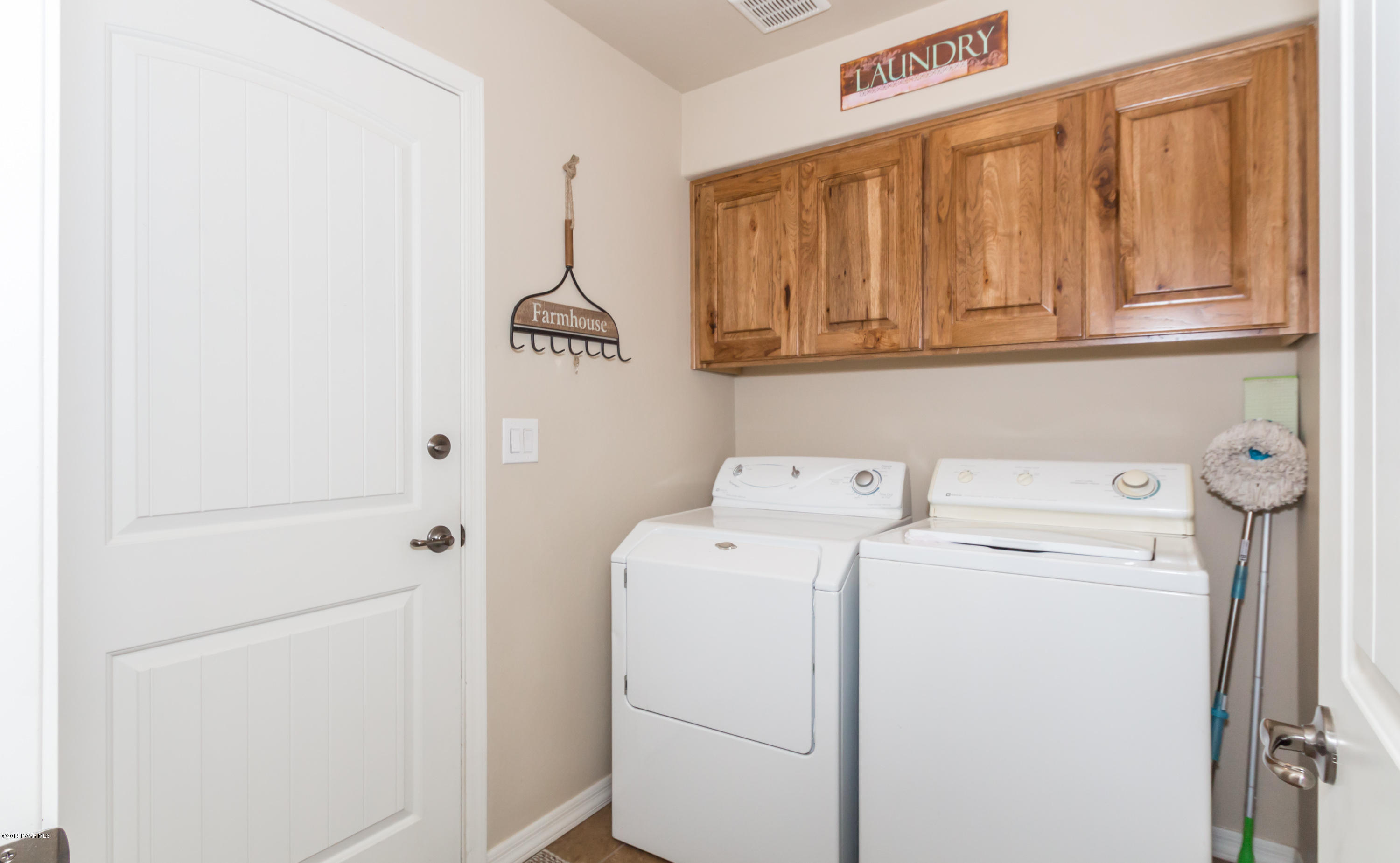 2325 West Canta Libre Road Chino Valley, AZ 86323 - Photo 18 of 23 018_Laundry Room