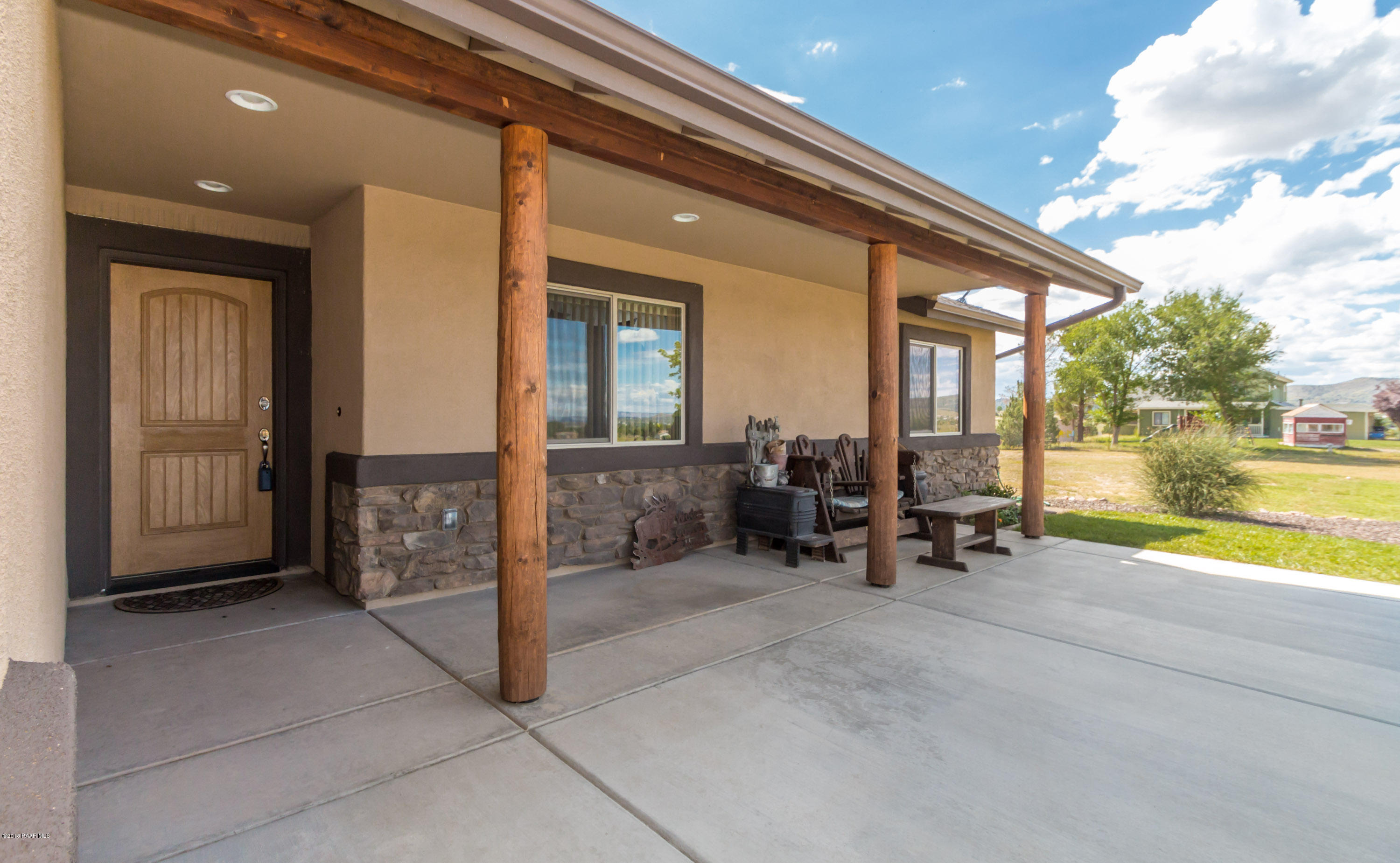 2325 West Canta Libre Road Chino Valley, AZ 86323 - Photo 3 of 23 003_Front Patio