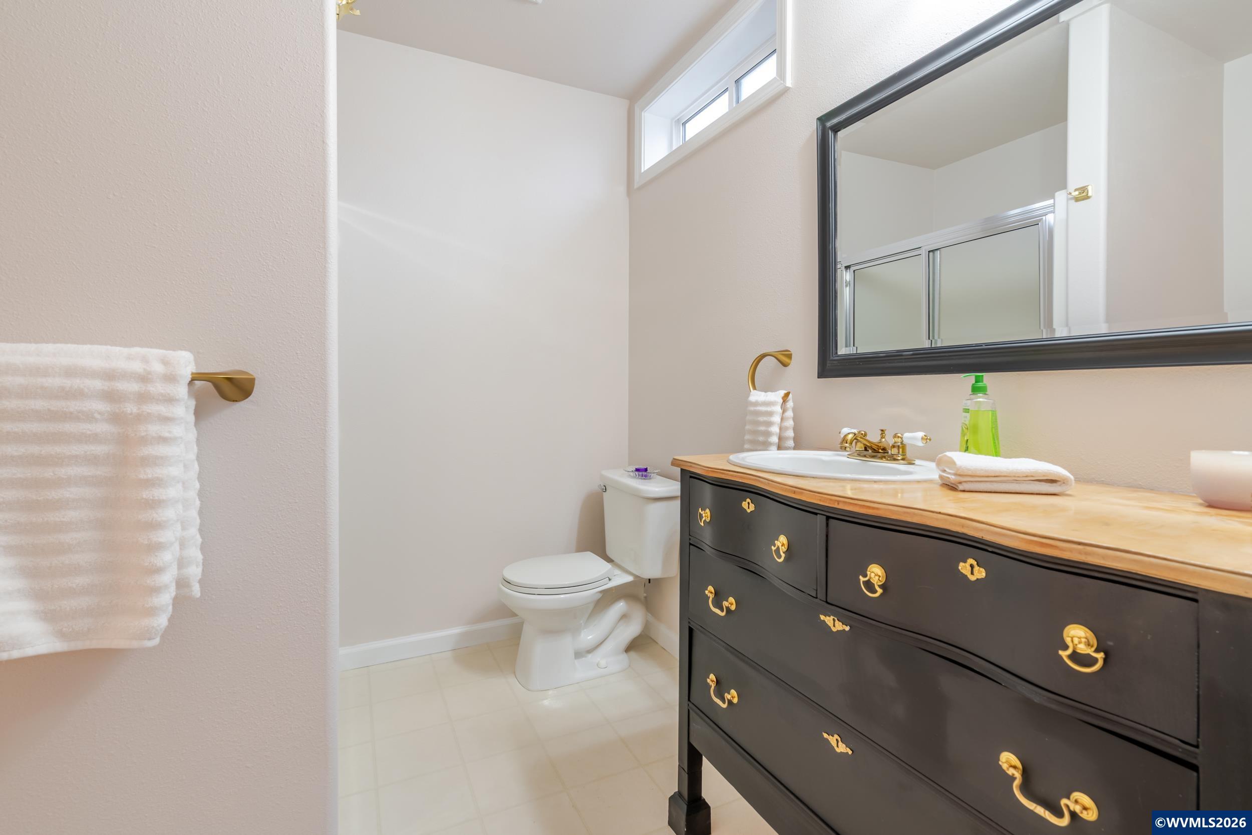 1229 Southwest Washington Street Albany, OR 97321 - Photo 14 of 28