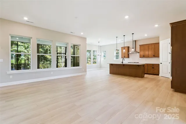 $699,900 | 552 Fern Hill Road, Mooresville, NC 28117