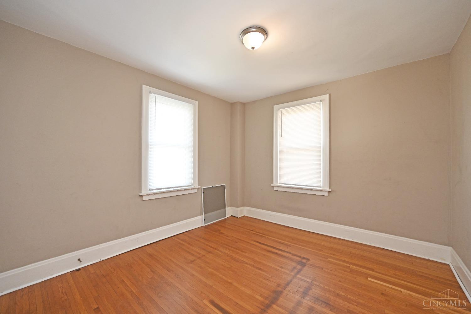 4922 Ralph Avenue Cincinnati, OH 45238 - Photo 22 of 31 Gallery Image 22