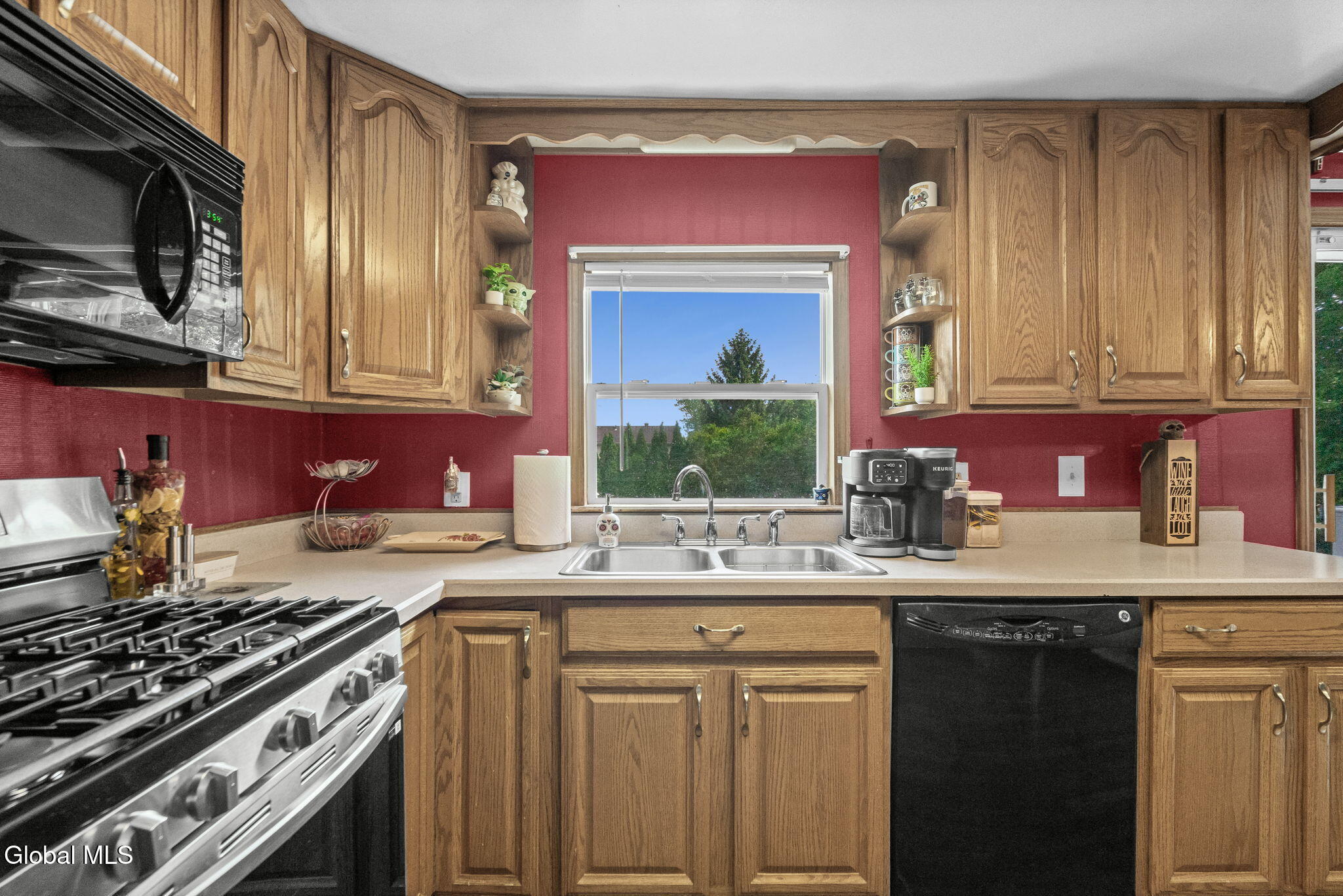 144 Haswell Road Colonie, NY 12110 - Photo 8 of 48 26-web-or-mls-144-haswell-rd