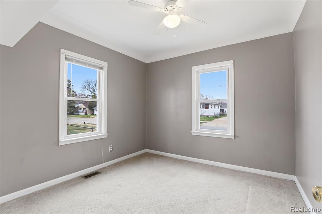 1979 Martin Road Ferndale, MI 48220 - Photo 17 of 36 Gallery Image 17