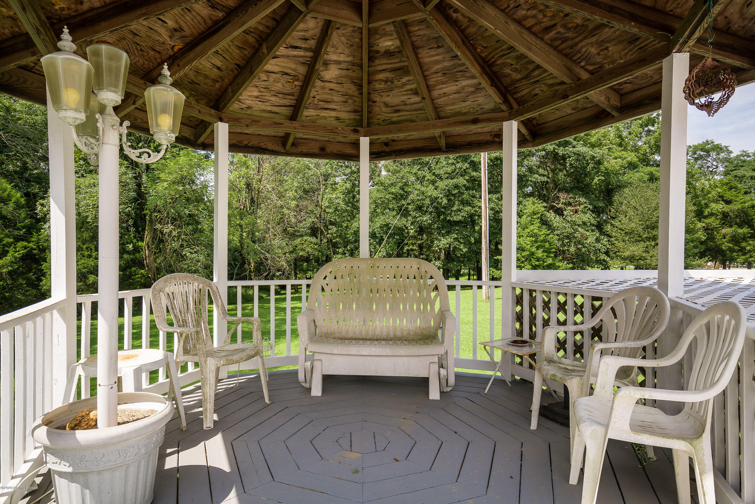 8700 Bates Road Louisville, KY 40228 - Photo 12 of 77 8700 Bates Rd-28