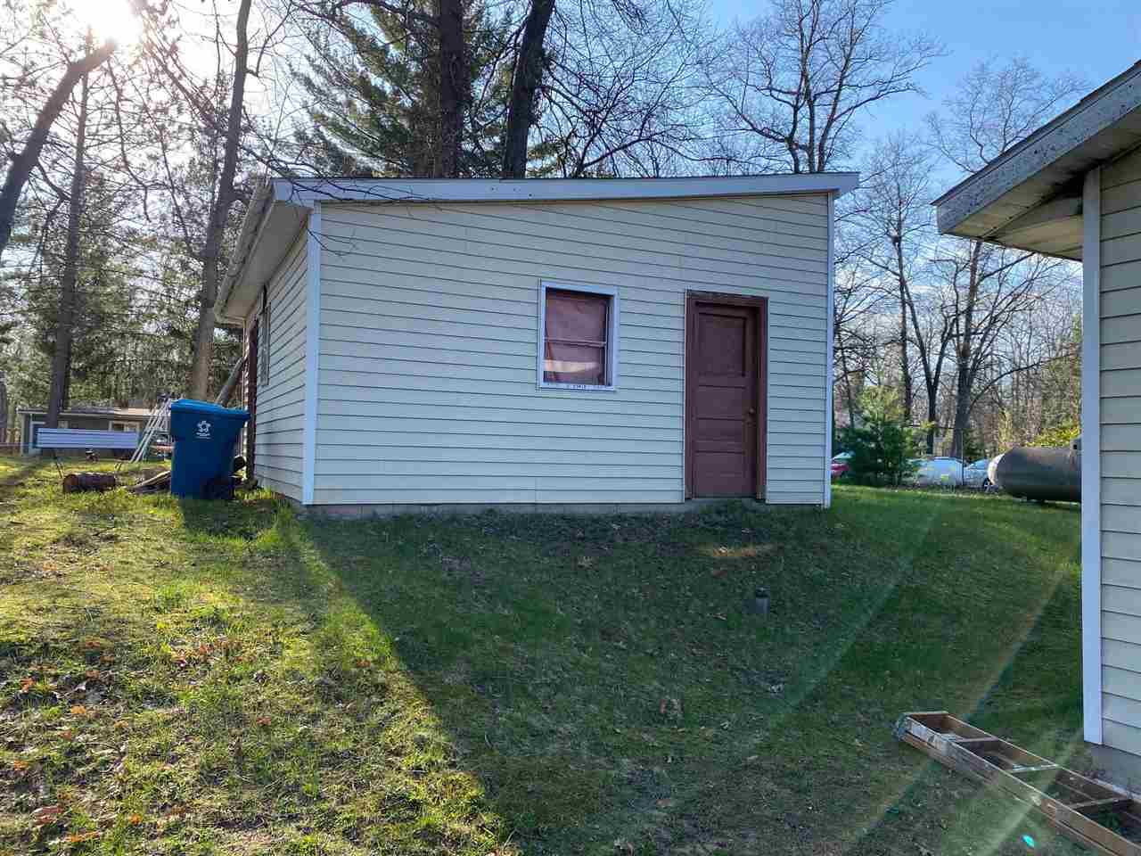 2045 Dodge Lake Road Harrison, MI 48625 - Photo 3 of 14