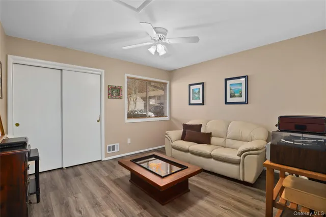 $559,900 | 98 Molly Pitcher Lane, Unit A, Yorktown Heights, NY 10598