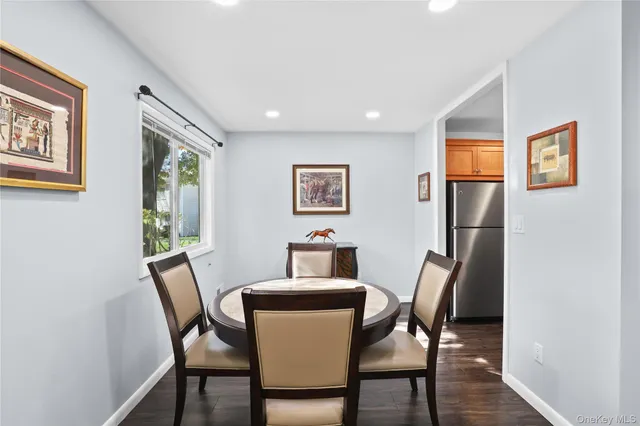 $559,900 | 98 Molly Pitcher Lane, Unit A, Yorktown Heights, NY 10598