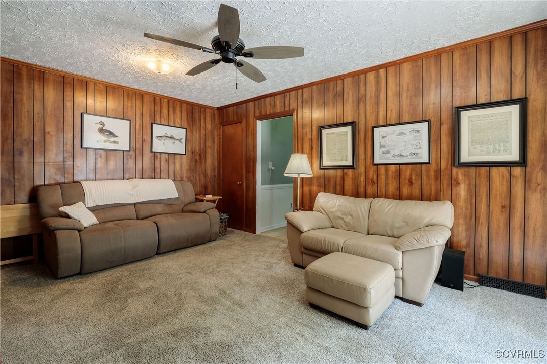 2000 Point Of Rocks Road Chester, VA 23836 - Photo 21 of 40