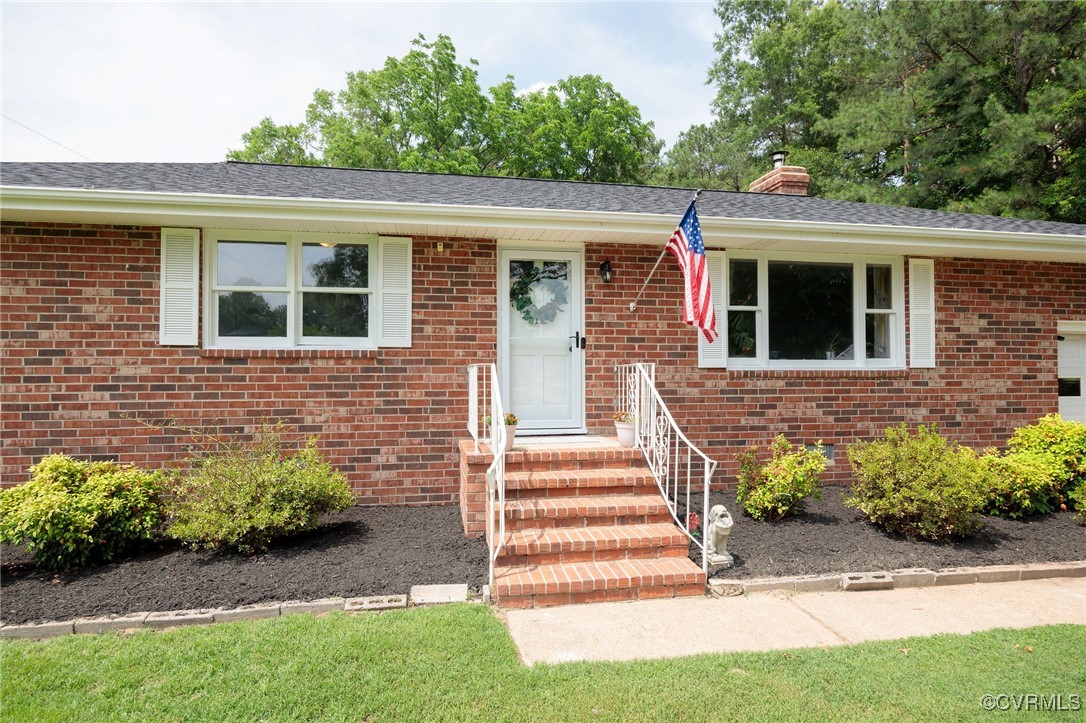 2000 Point Of Rocks Road Chester, VA 23836 - Photo 7 of 40