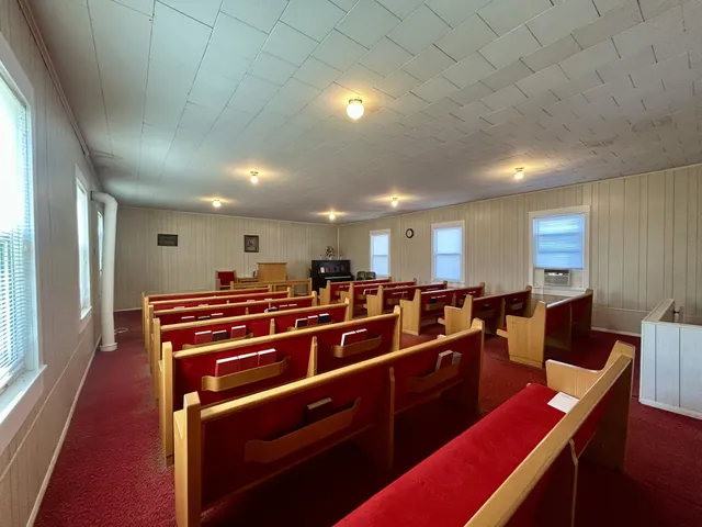 a group of people sitting in a room