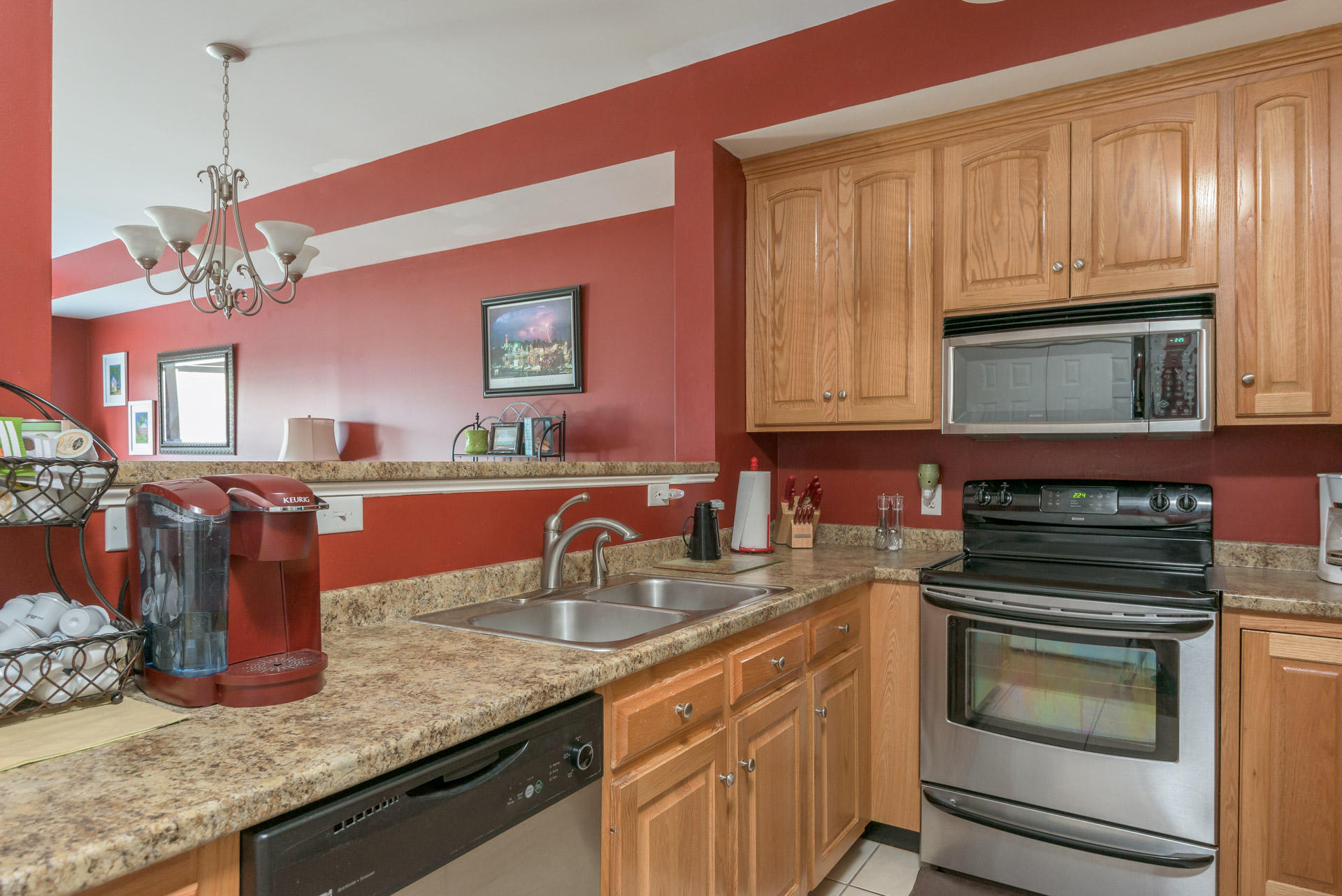 7504 Noah Reid Road, Unit 3 Chattanooga, TN 37416 - Photo 8 of 22 Kitchen