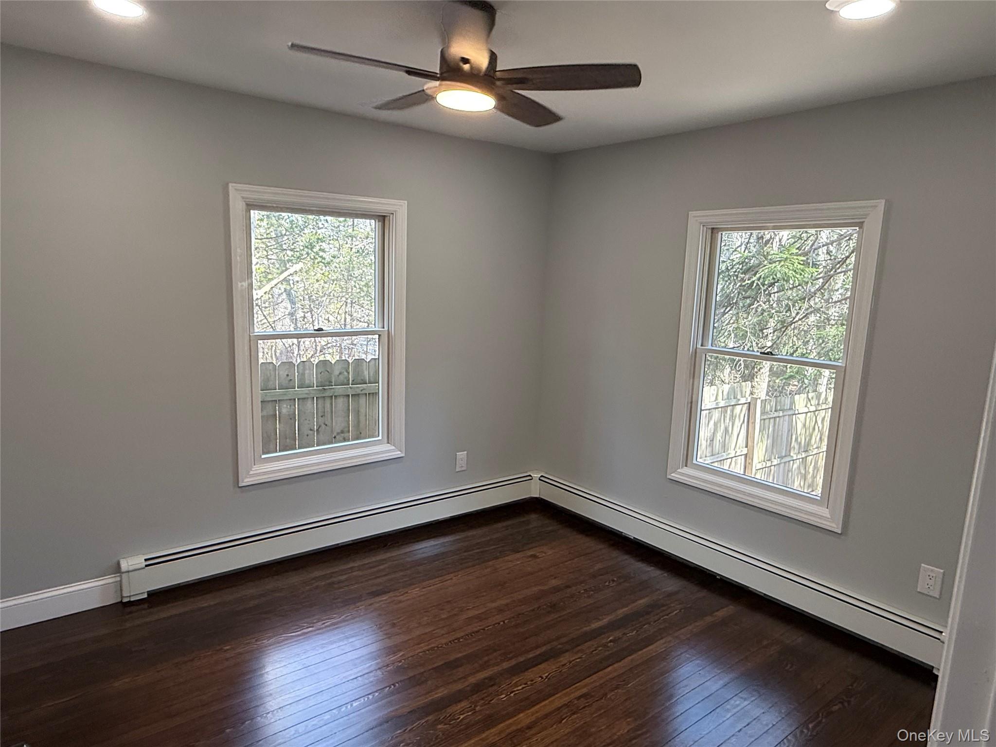 2288 River Road Calverton, NY 11933 - Photo 21 of 36