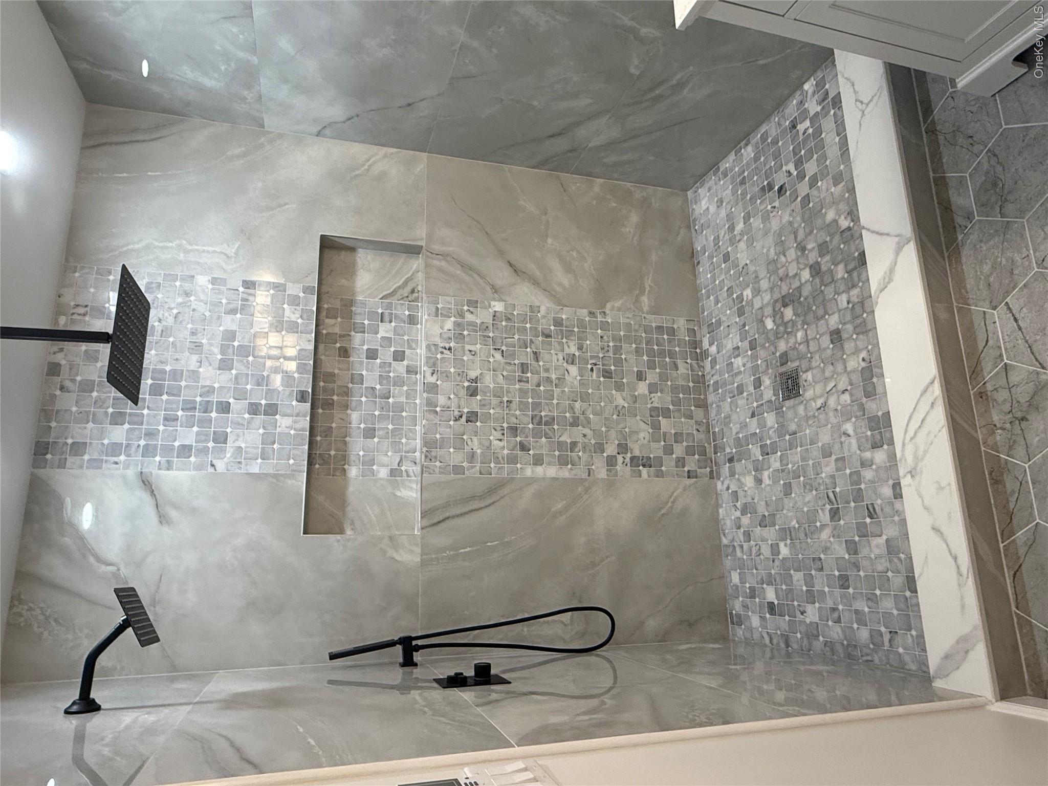 2288 River Road Calverton, NY 11933 - Photo 30 of 36