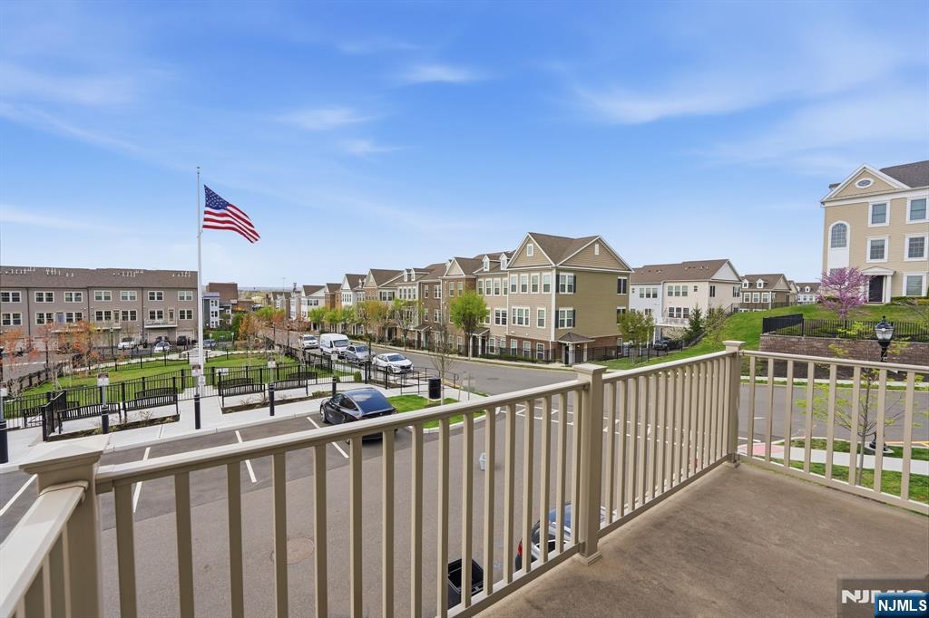 3 Arnold Drive Wood-Ridge, NJ 07075 - Photo 12 of 46