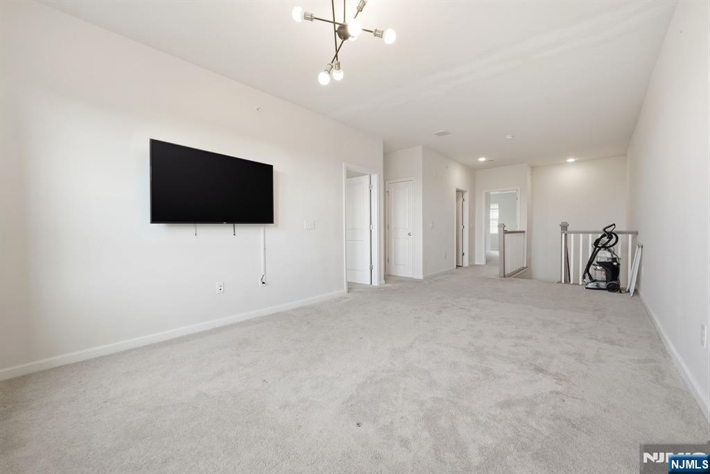 3 Arnold Drive Wood-Ridge, NJ 07075 - Photo 25 of 46